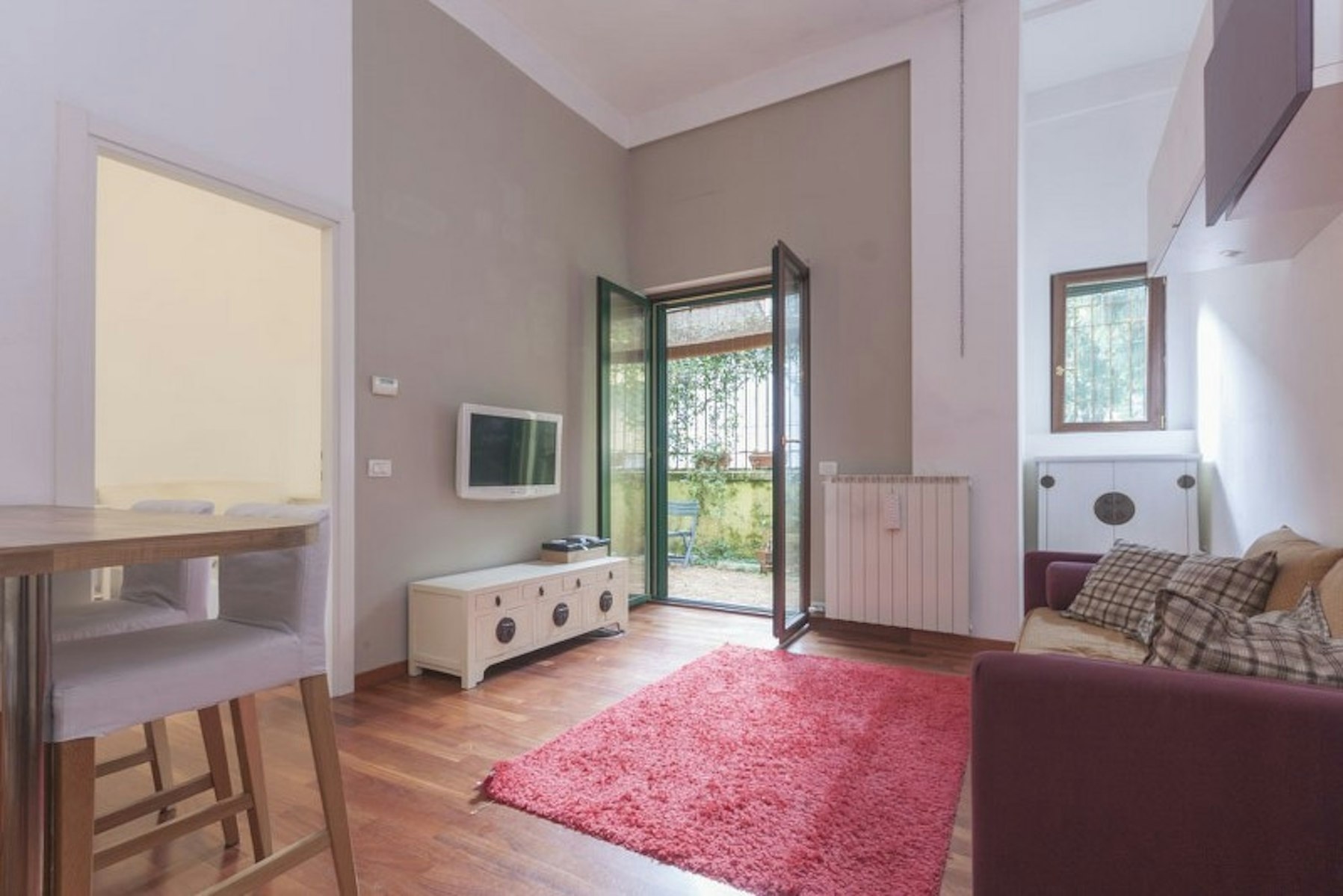 Accogliente Bilocale con Giardino in Zona Lambrate